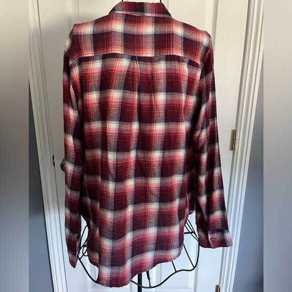 Hollister, Plaid Button-up - Picture 2 of 2